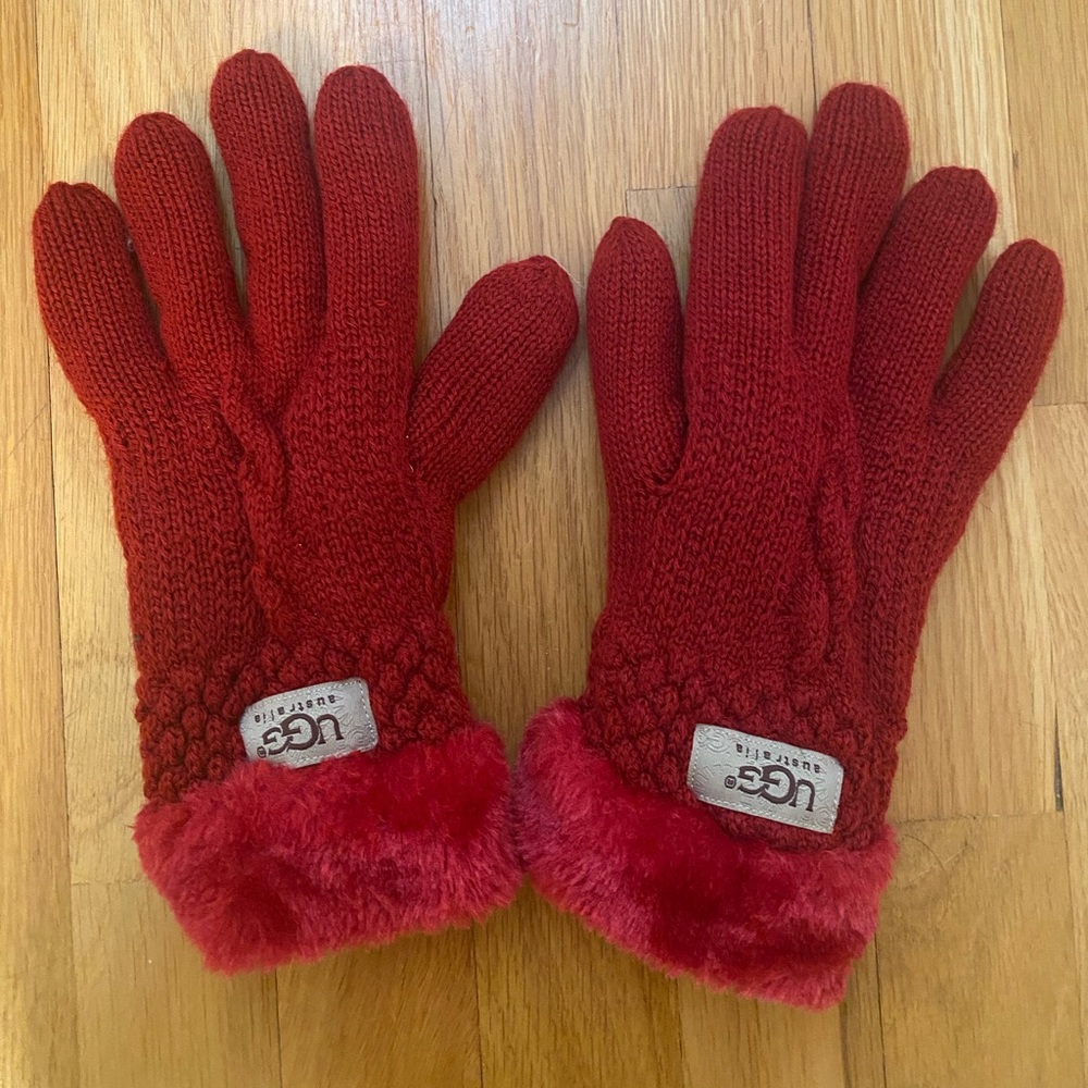 Ugg Gloves